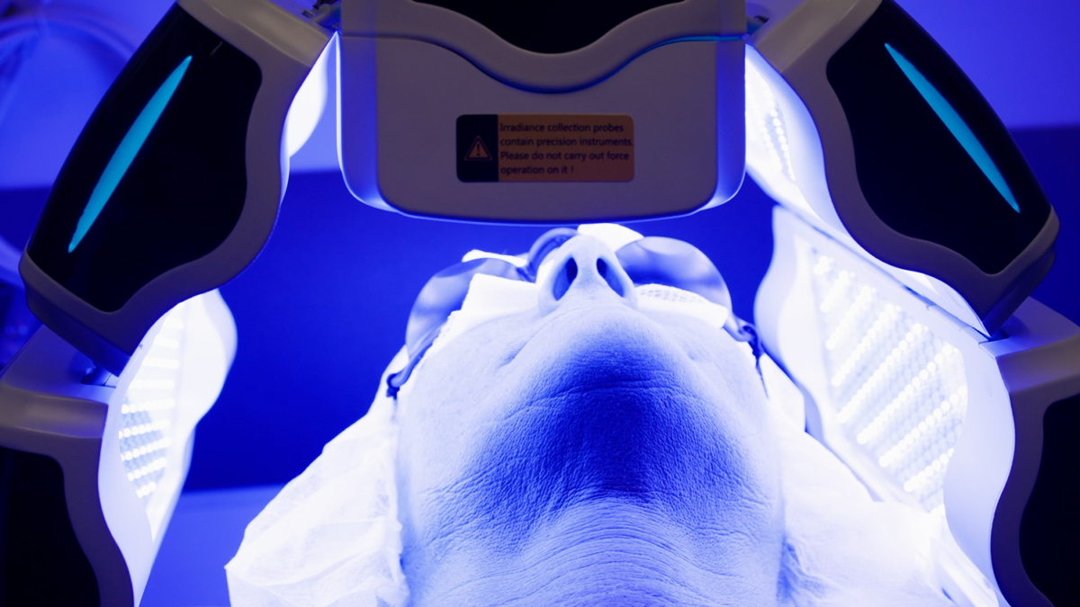 Heal Faster After Plastic Surgery With Photobiomodulation
